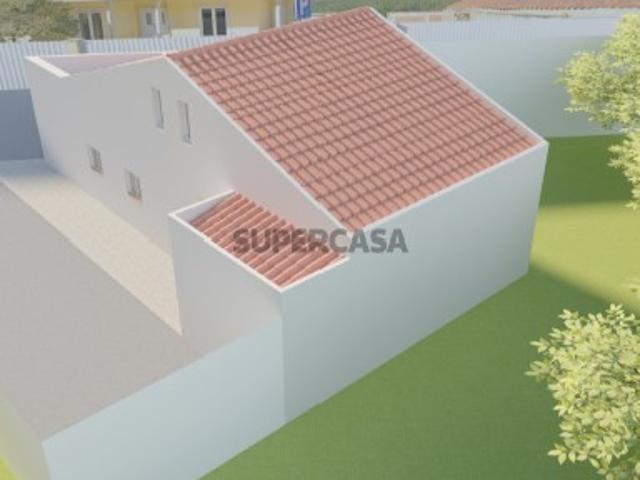 Moradia T2 em Coz, Alpedriz e Montes