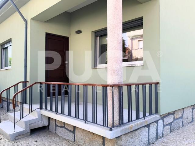 Moradia T2 em Francelos | Renovada e com jardim