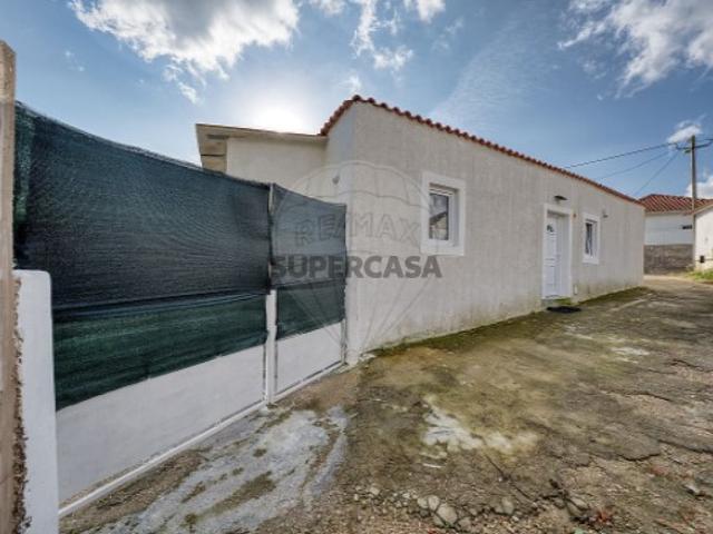 Moradia T2 em Fráguas