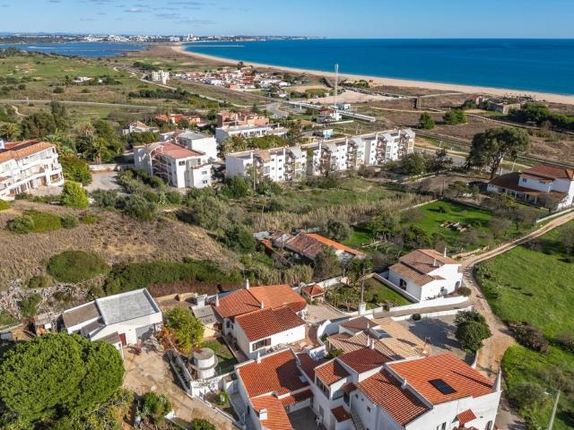 Moradia T2 em frente ao mar na Meia Praia, em Lagos, com vis. 107m² Lagos São Sebastião e Santa Maria