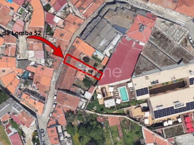 Moradia T2 em lote com 95 m2 de terreno, centro do Porto