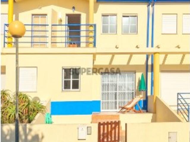 Moradia T2 em Pataias e Martingança