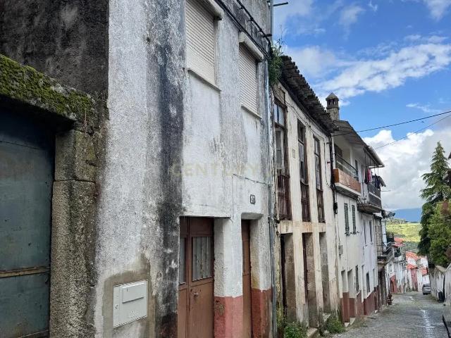 Moradia T2 em Penamacor, Castelo Branco Oportunidade Única