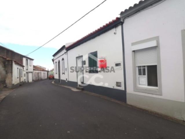 Moradia T2 em Povoação