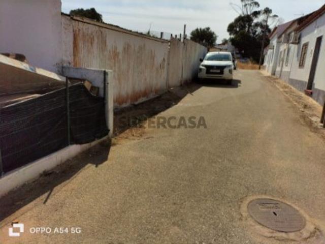 Moradia T2 em Salvador e Santa Maria da Feira