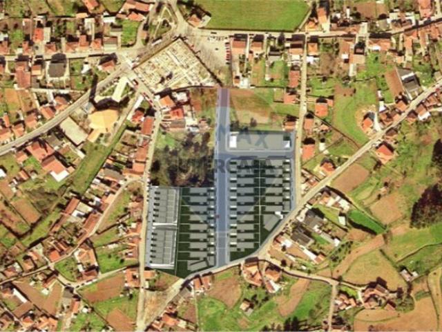 Moradia T2 em Sandim, Olival, Lever e Crestuma