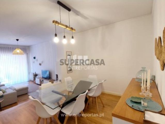 Moradia T2 em Santa Maria Maior e Monserrate e Meadela