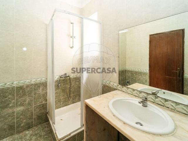 Moradia T2 em Sobral de Monte Agraço