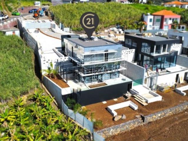 Moradia T2 em Tabua