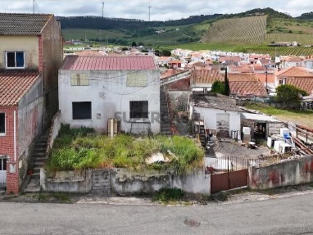 Moradia T2 em União Freguesias Santa Maria, São Pedro e Matacães