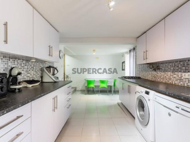 Moradia T2 em União Freguesias Santa Maria, São Pedro e Matacães