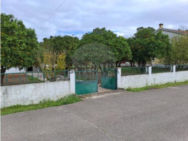 Moradia T2 em Vale de Santarém