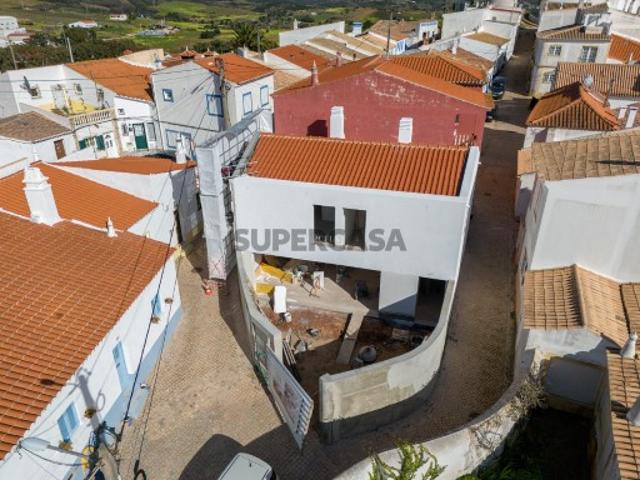Moradia T2 em Vila do Bispo e Raposeira