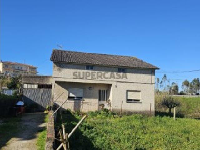 Moradia T2 Garagem e Logradouro na Boavista em Leiria