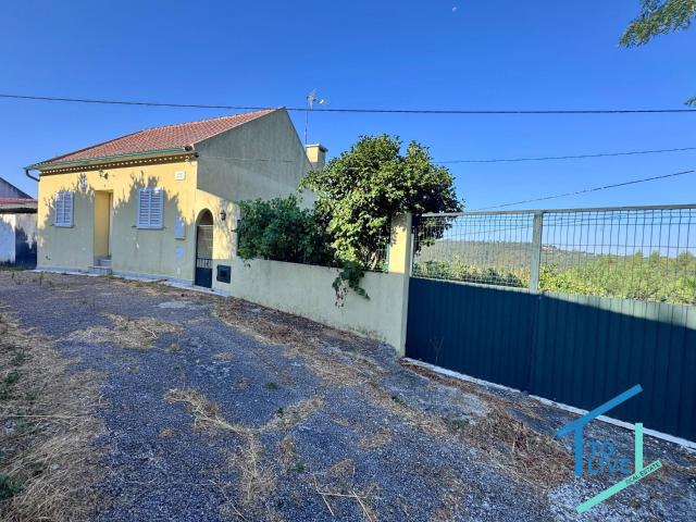 Moradia T2 junto à Albufeira de Castelo de Bode – Levegada, Tomar