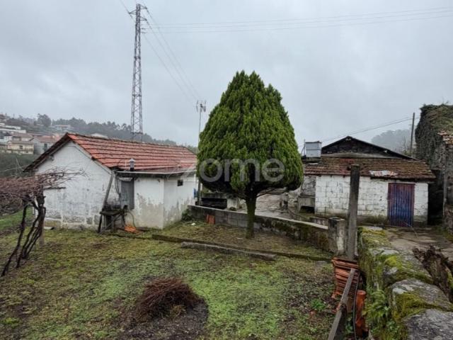 Moradia T2 para renovação