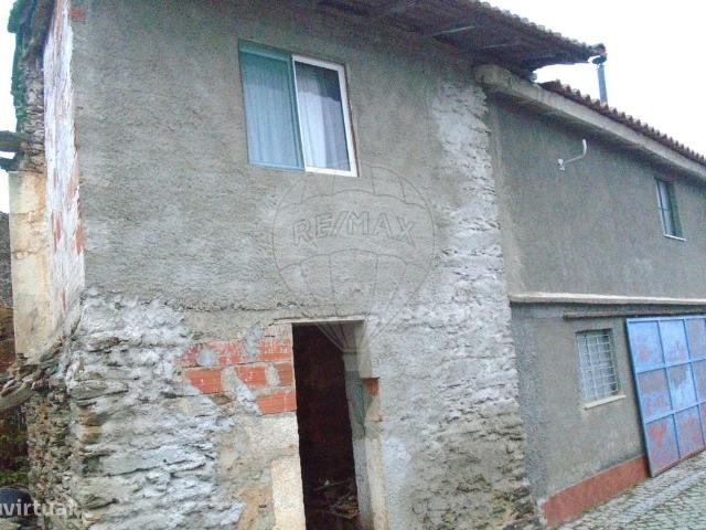 Moradia T2 para venda