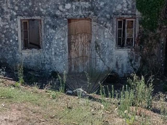 Moradia T2 para venda