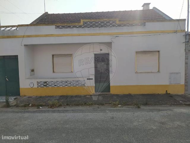 Moradia T2 para venda