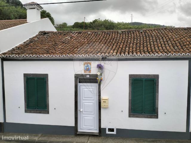 Moradia T2 para venda
