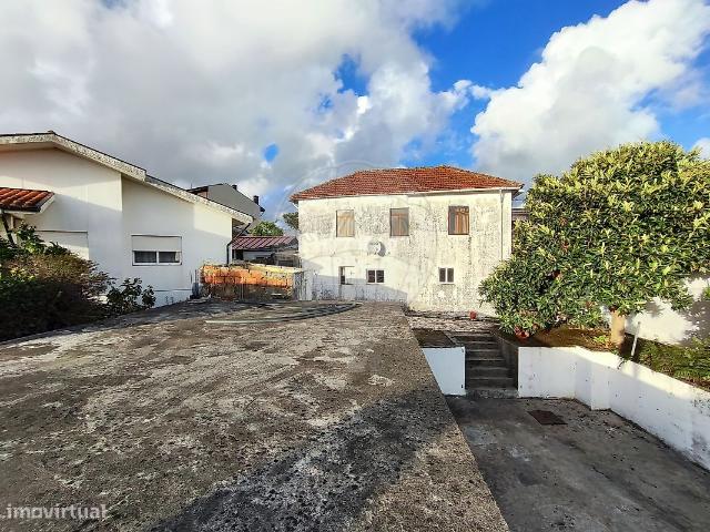 Moradia T2 para venda