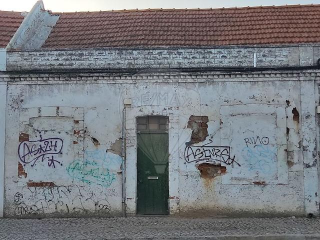 Moradia T2 para venda