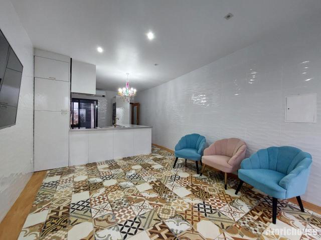 MORADIA T2 RECENTEMENTE RENOVADA