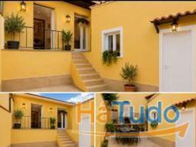 Moradia T2 remodealda c/ mazanine +1Quarto+1wc c/ estac. a 3 mts Retail Park Taveiro | 26084093480
