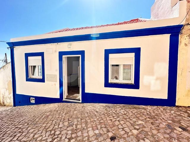Moradia T2 remodelada a menos de 100mt da praia