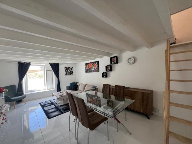Moradia T2 remodelada, Lares, Figueira da Foz