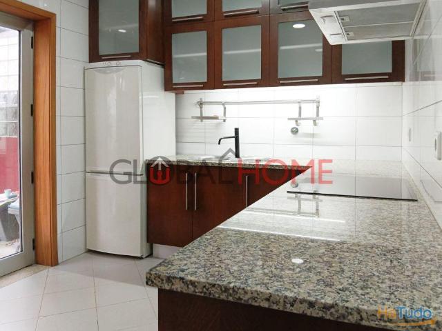 Moradia T2 Renovada em Rio Tinto | 26064090763
