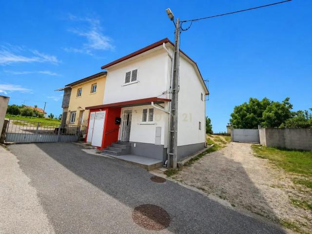 Moradia T2 || Renovada || Soure