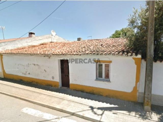 Moradia T2 Típica Alentejana com Quintal