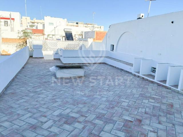 Moradia T2 típica algarvia totalmente recuperada em Olhão 89m² Olhão
