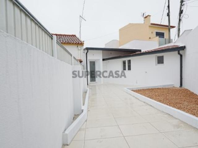 Moradia T2 totalmente remodelada!