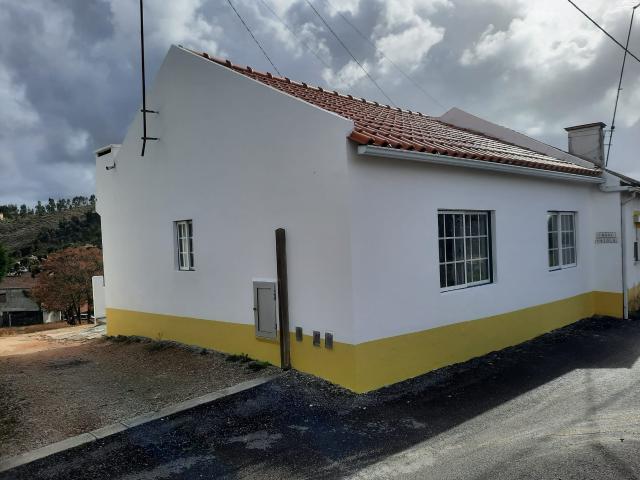 Moradia T2 TOTALMENTE RENOVADA