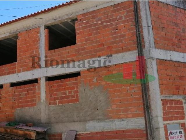 Moradia T2 Vale Benfeito / Alenquer *RIOMAGIC