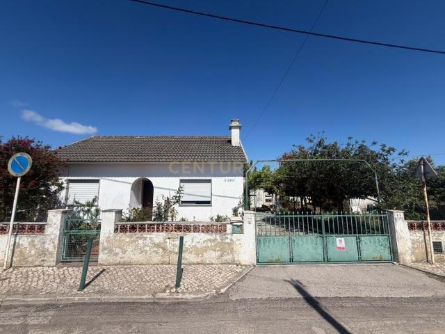Moradia T2 Vila Verde Terrugem
