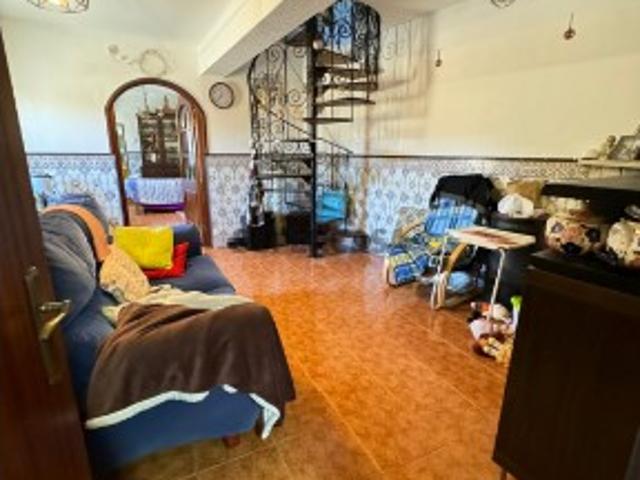Moradia T2 + 1 para venda em Almoçageme, Sintra