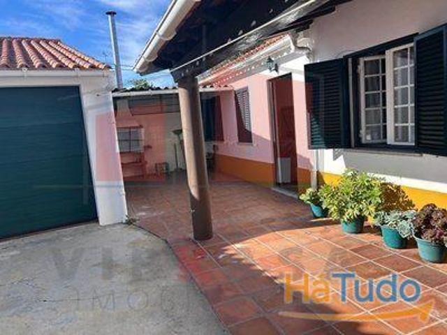 Moradia T2 | 26064061703