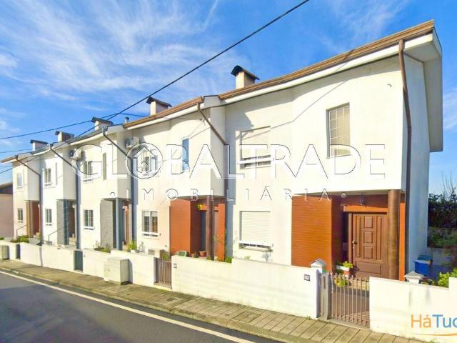 Moradia T2+Sótão em Rio Tinto | 26084098470