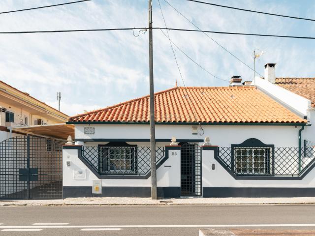 Moradia T2+T1 em Alhos Vedros