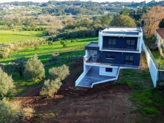 Moradia T3+1 Venda em Santa Eufémia e Boa Vista,Leiria