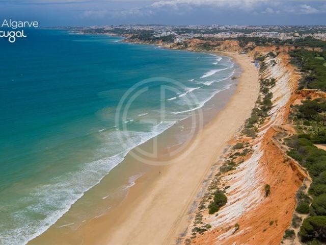 Moradia T3+1, Albufeira e Olhos de Água, Albufeira | BPI Expresso Imobiliário
