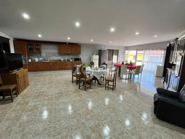 Moradia T3+1 com amplas áreas e vistas maravilhosas da Serra