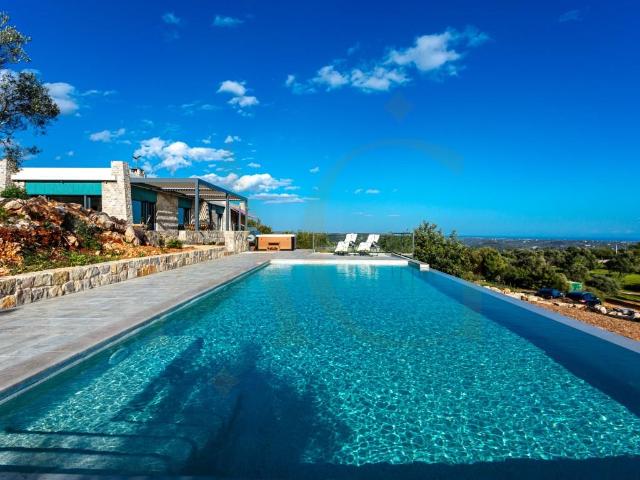 Moradia T3+1, com anexo, piscina e garagem, para venda em Ta. 337m² Santa catarina da fonte do bispo