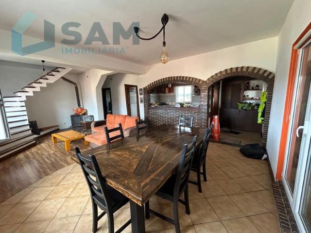 Moradia T3+1 com Garagem e Logradouro