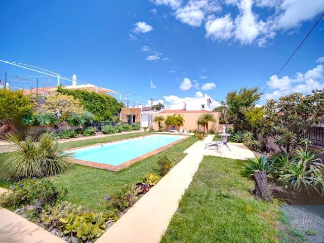 Moradia T3+1 com Piscina na Aldeia de Juzo 230m² Cascais e Estoril
