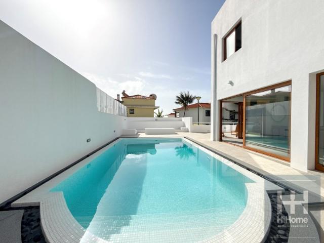 Moradia T3+1 com piscina nos Barreiros, Funchal
