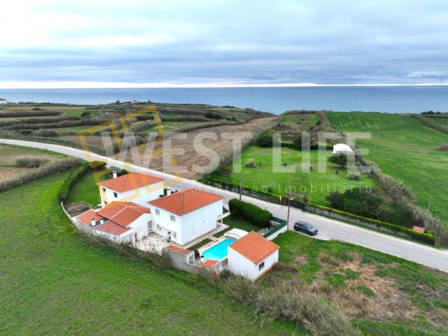 Moradia T3+1 com telheiro, churrasqueira e piscina Fabulosa VISTA MAR Excelente exposição solar Cambelas, Torres Vedras